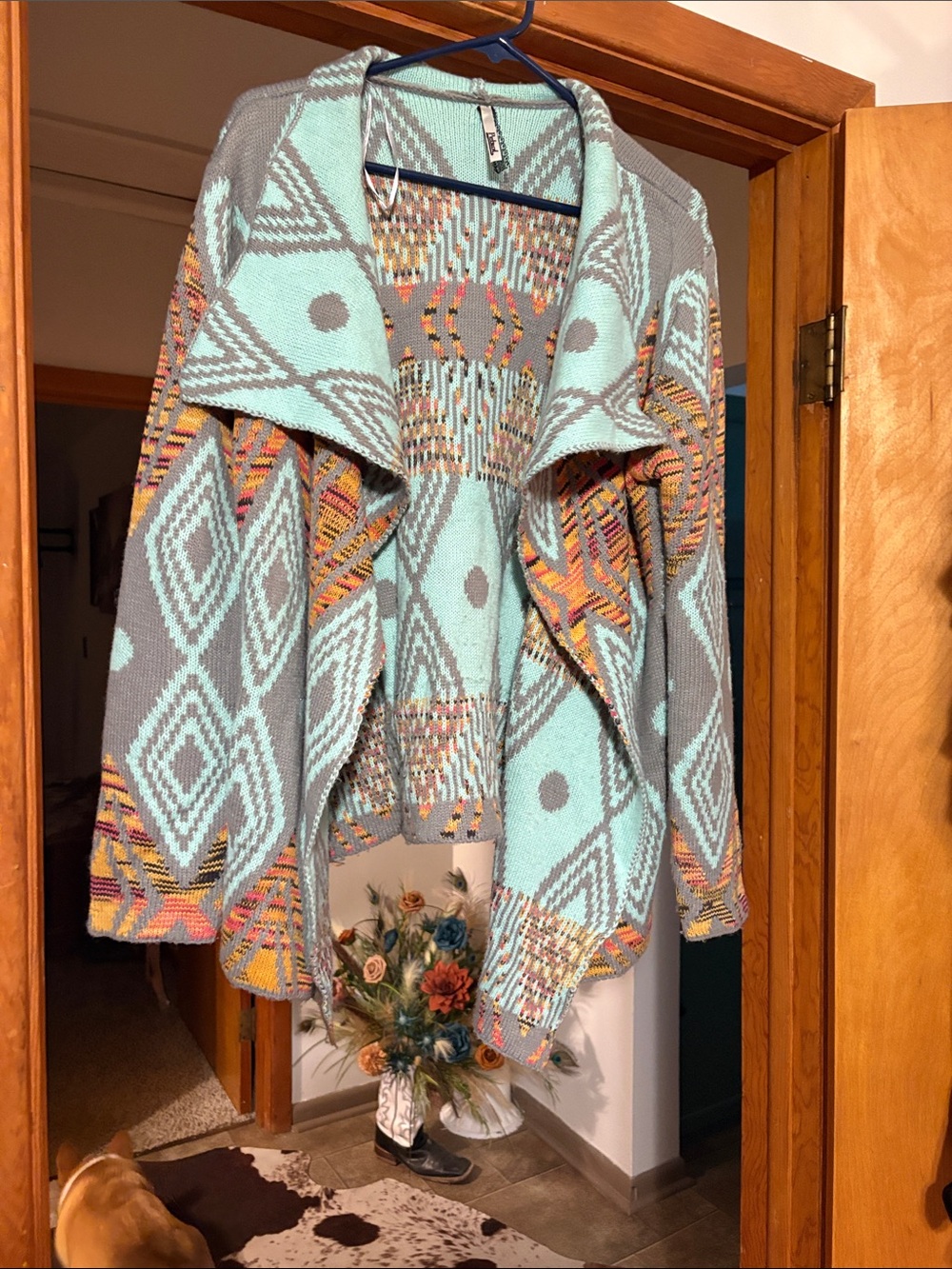Open Front Aztec Print Cardigan in Mint and Gray